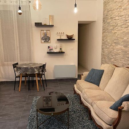 Champagne Therapie: Appartement Cosy Chic, เอแปร์เน ภายนอก รูปภาพ