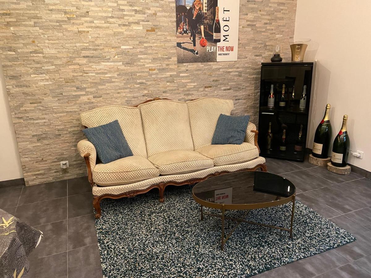 Champagne Therapie: Appartement Cosy Chic, เอแปร์เน ภายนอก รูปภาพ